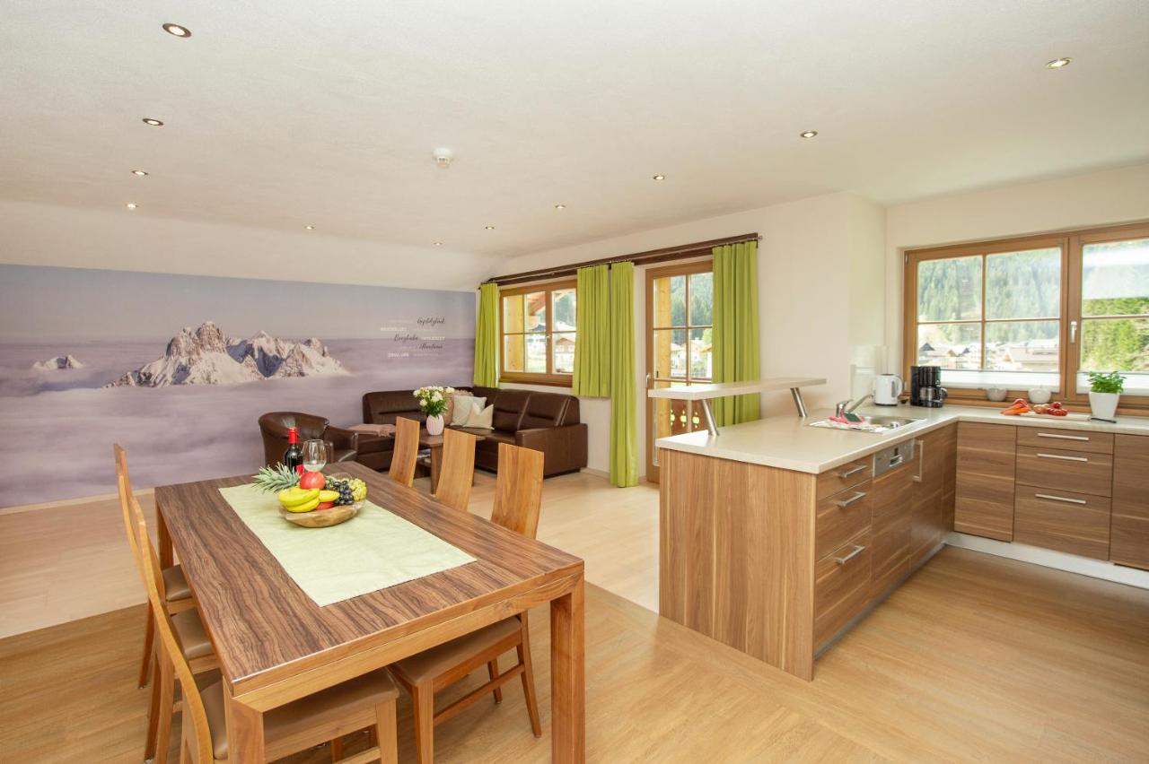 Ferienwohnung "Mein Alpenjuwel" Filzmoos Exterior photo